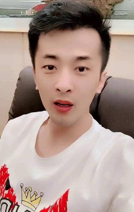 宏利风险预算混合